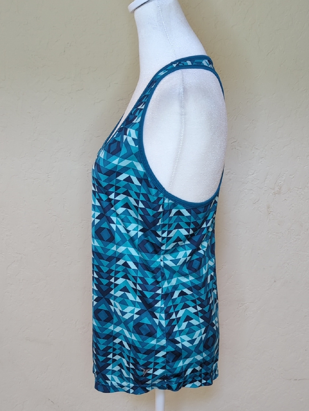 Old Navy Active Teal & Navy Geometric Racerback Workout Running Tank Size Small - Picture 3 of 8
